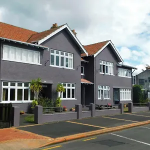 https://rotorua-central-backpackers.rotoruahotelsnz.com